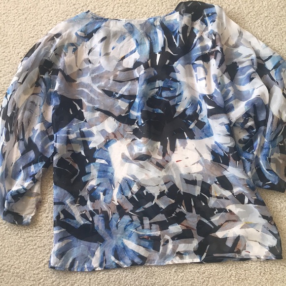 Robert Graham Blouse - Picture 5 of 7